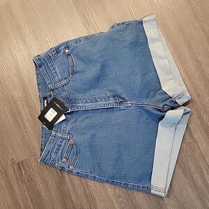 Fashion Nova OFF THE DEEP END Denim Shorts Sz 11 NWT